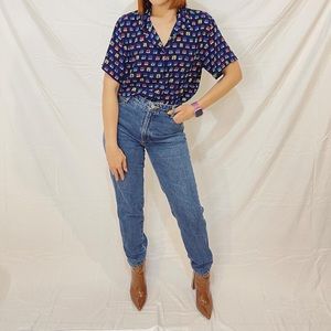 Vintage top with ships